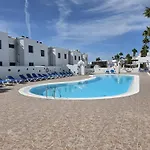 Perla Agua Azul - Relax, Sol Y Mar Disfrutar * Puerto del Carmen (Lanzarote)
